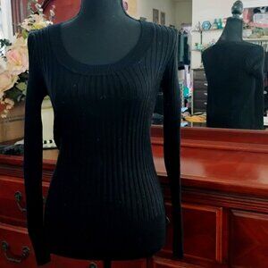 Long Sleeve Knitted Scoop Neck Top
